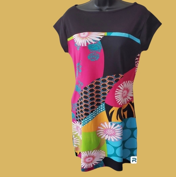 Tracy Negoshian Dresses & Skirts - Tracy Negoshian colorful abstract dress small